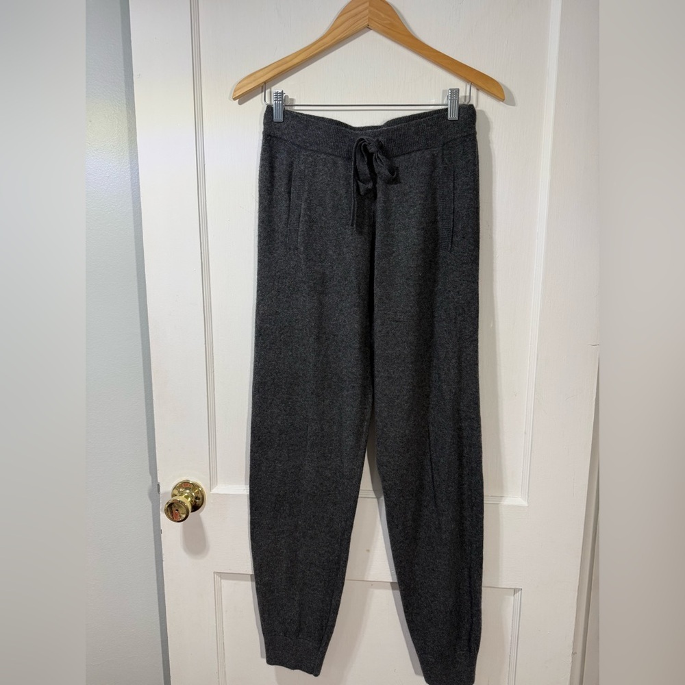 Elliott Lauren Cozy Gray Knit Joggers